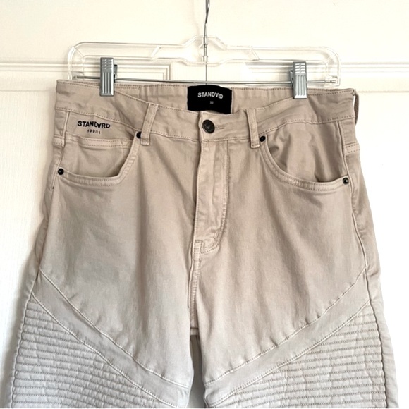 NWOT Men’s Standard Cream Pants - 32 Inch Waist - Picture 3 of 8